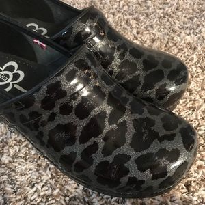 Sanita Clogs-Size 41-NEVER WORN